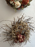 Assorted decorative wreaths - thumbnail 5 of 9