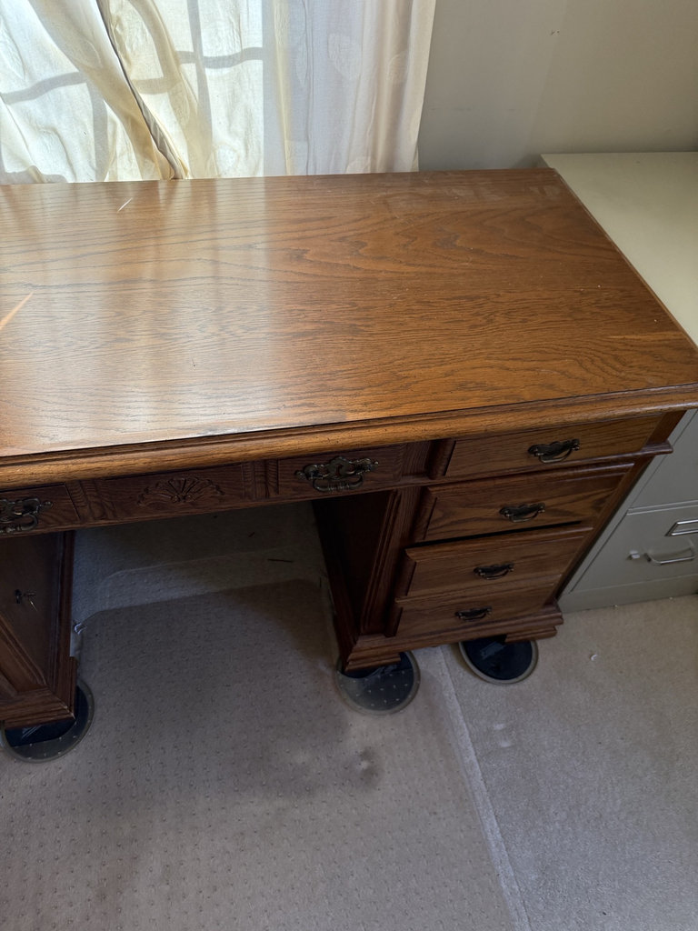 Oak desk with pedestal drawers and swivel chair - image 3 of 11