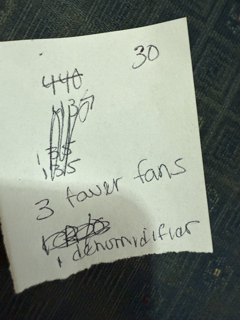 Three portable tower fans and a dehumidifier - image 6 of 7