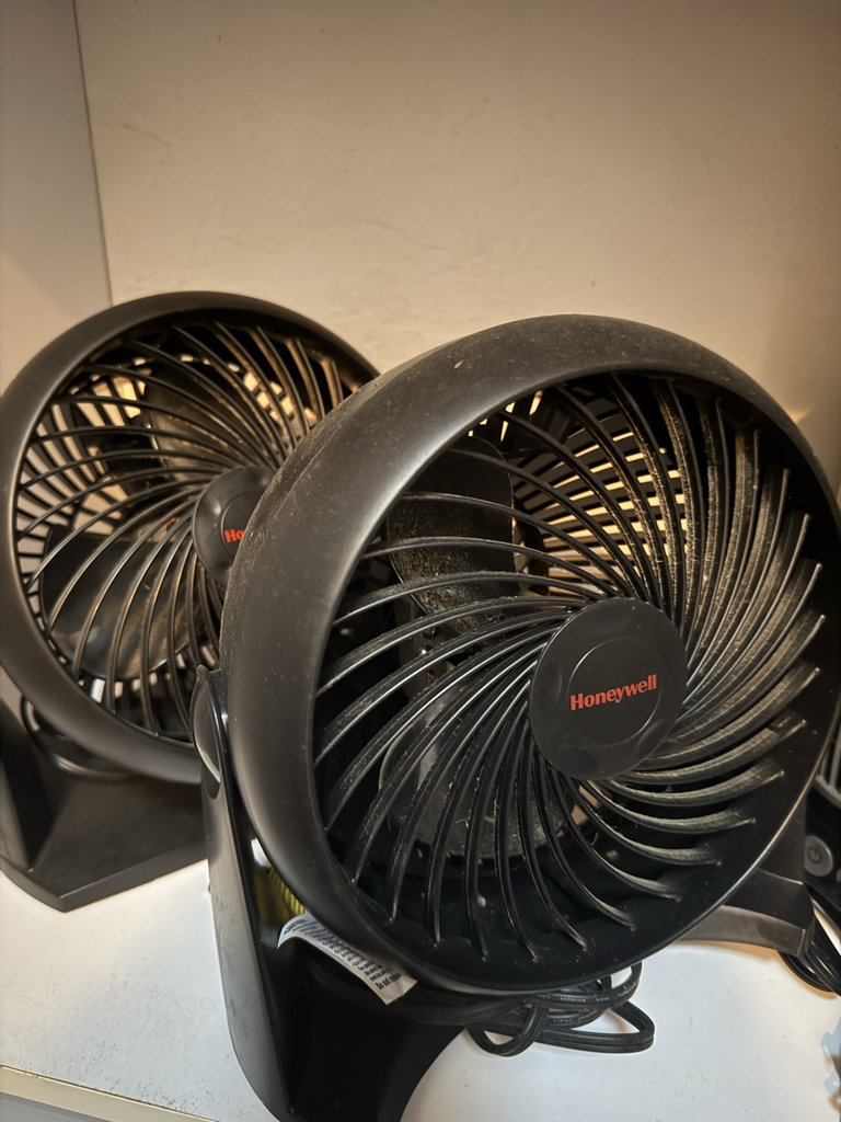 Black Desk Fans and a Compact Space Heater - image 3 of 5
