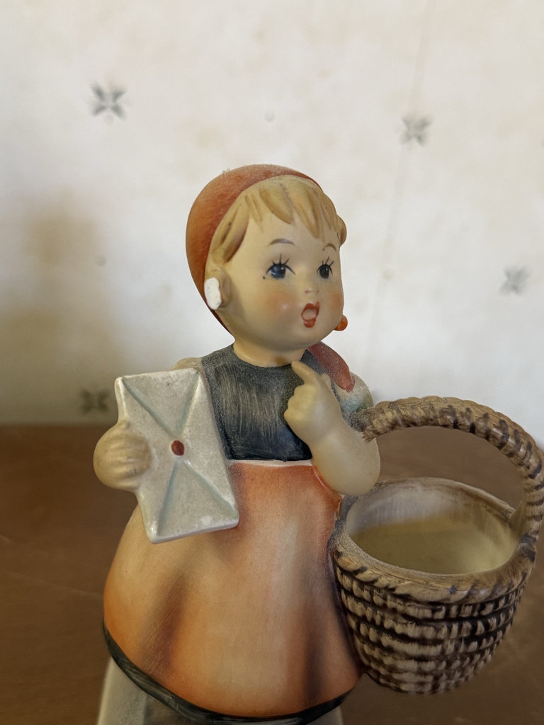 Hummel figurine set: Meditation, Sister, Surprise, and Weary Wanderer - image 3 of 11