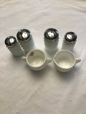 White textured salt and pepper shakers with sugar bowls - Image 1 of 2