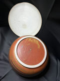 Vintage studio pottery lidden casserole dish - thumbnail 4 of 5