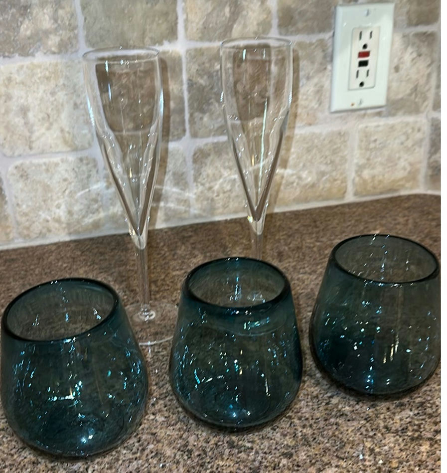 Assorted Drinking Glasses Set - image 1 of 4