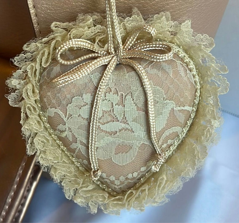 Assorted Handbags, Hat, and Decorative Accessories - image 4 of 10