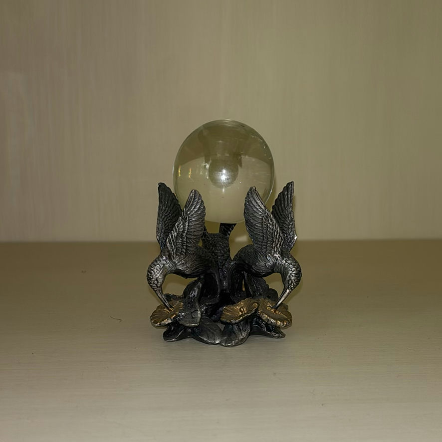 Decorative Figurines, Collector Plate, Crystal Cross, and Photo Frames - image 4 of 8