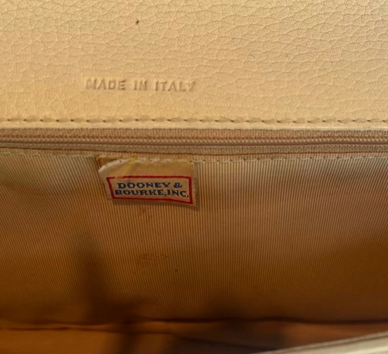 Vintage Dooney & Bourke Handbag with Gloves and Scarf - image 5 of 7