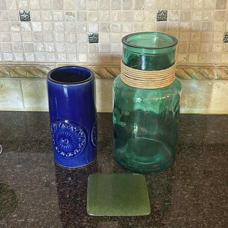 Assorted Decorative Glassware and Vases - image 4 of 8