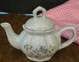 Wicker Picnic Basket with Ceramic Tea Set - thumbnail 2 of 4
