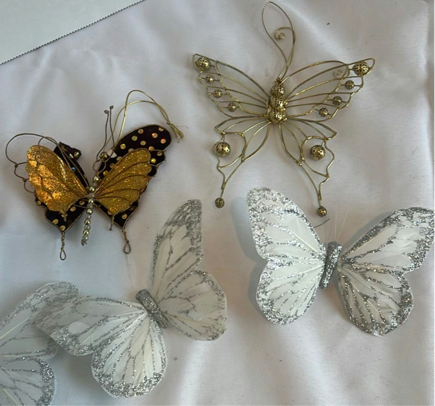 Assorted Christmas Ornaments and Holiday Decorations - image 8 of 9