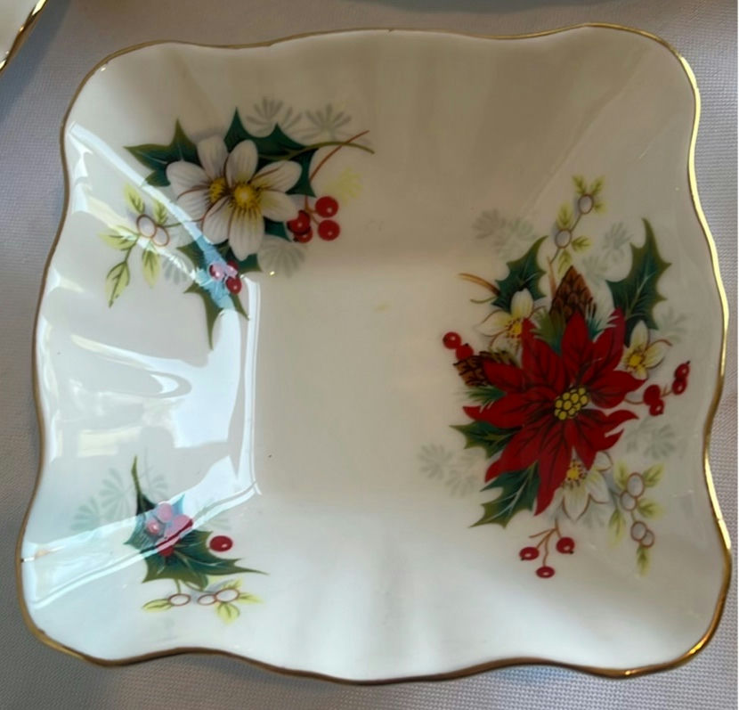 Vintage Holiday Floral Serving Platters, Tiered Stands, Bowls, and Candle Holders - image 6 of 12