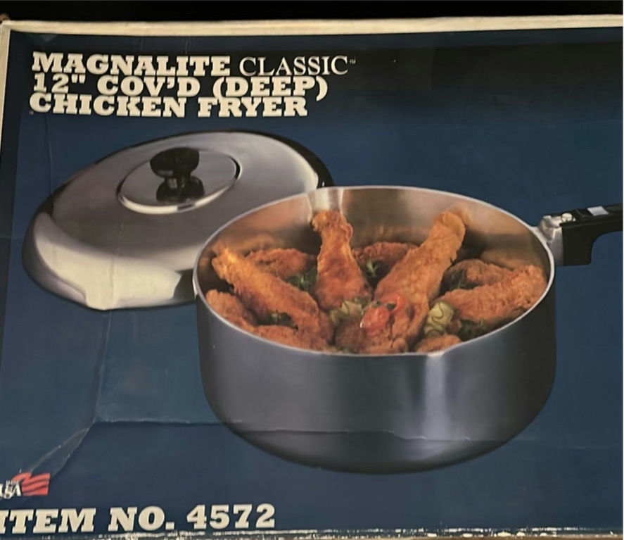 Magnalite Classic Chicken Fryer and Oval Roaster - image 2 of 7