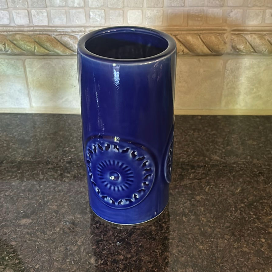 Assorted Decorative Glassware and Vases - image 5 of 8