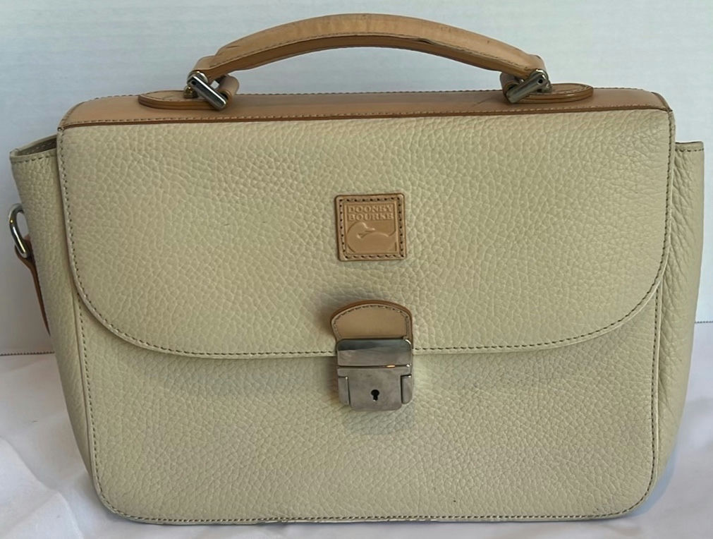 Vintage Dooney & Bourke Handbag with Gloves and Scarf - image 3 of 7