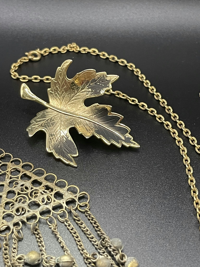 Gold Toned Vintage Pieces - image 4 of 21