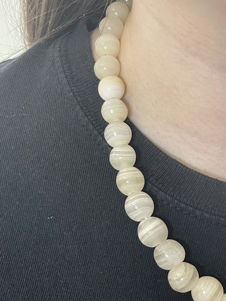 White Agate VIntage Beaded Necklace - image 10 of 12
