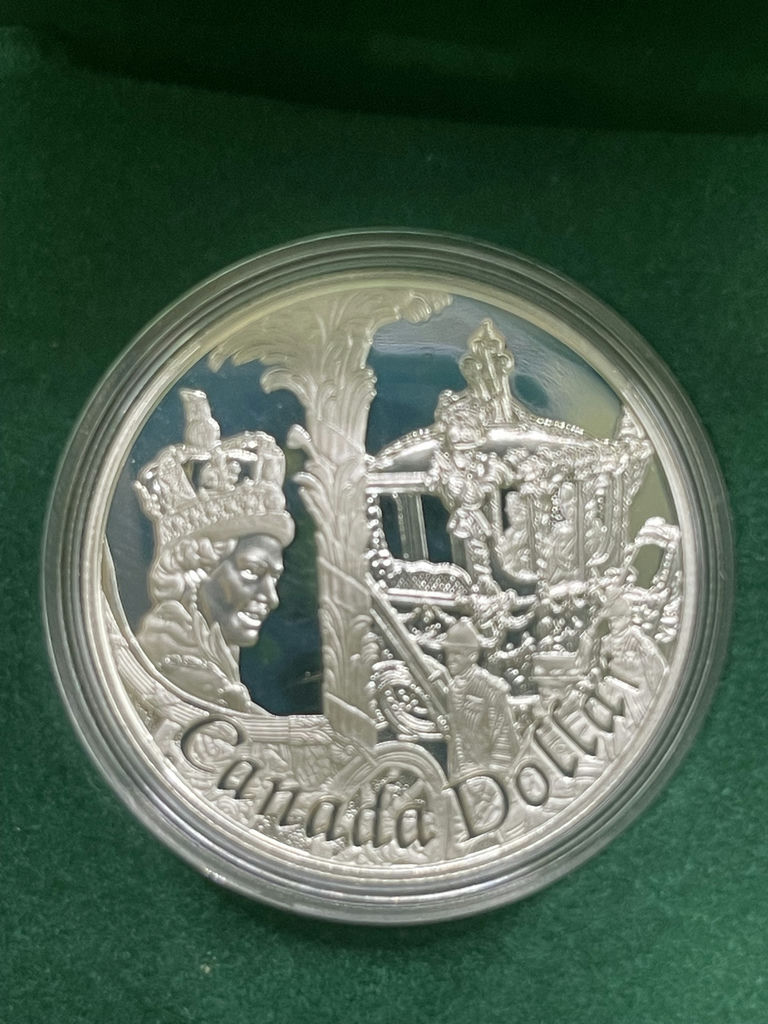 RCM 2002 Golden Jubilee Silver Proof Dollar - image 6 of 10