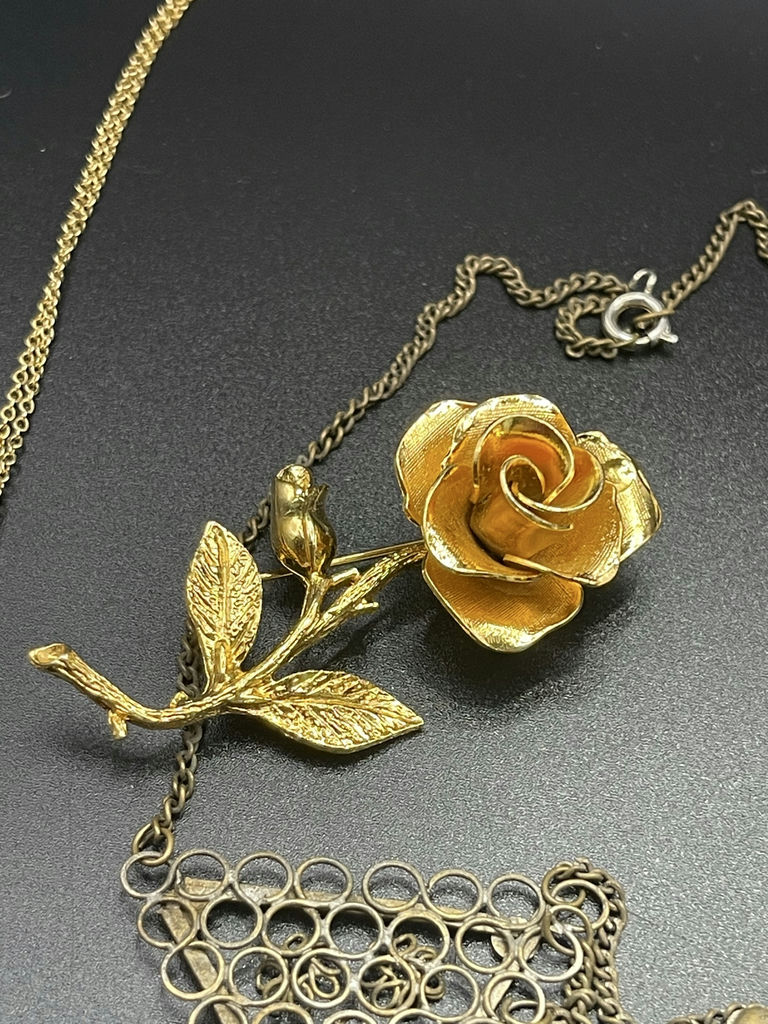 Gold Toned Vintage Pieces - image 7 of 21