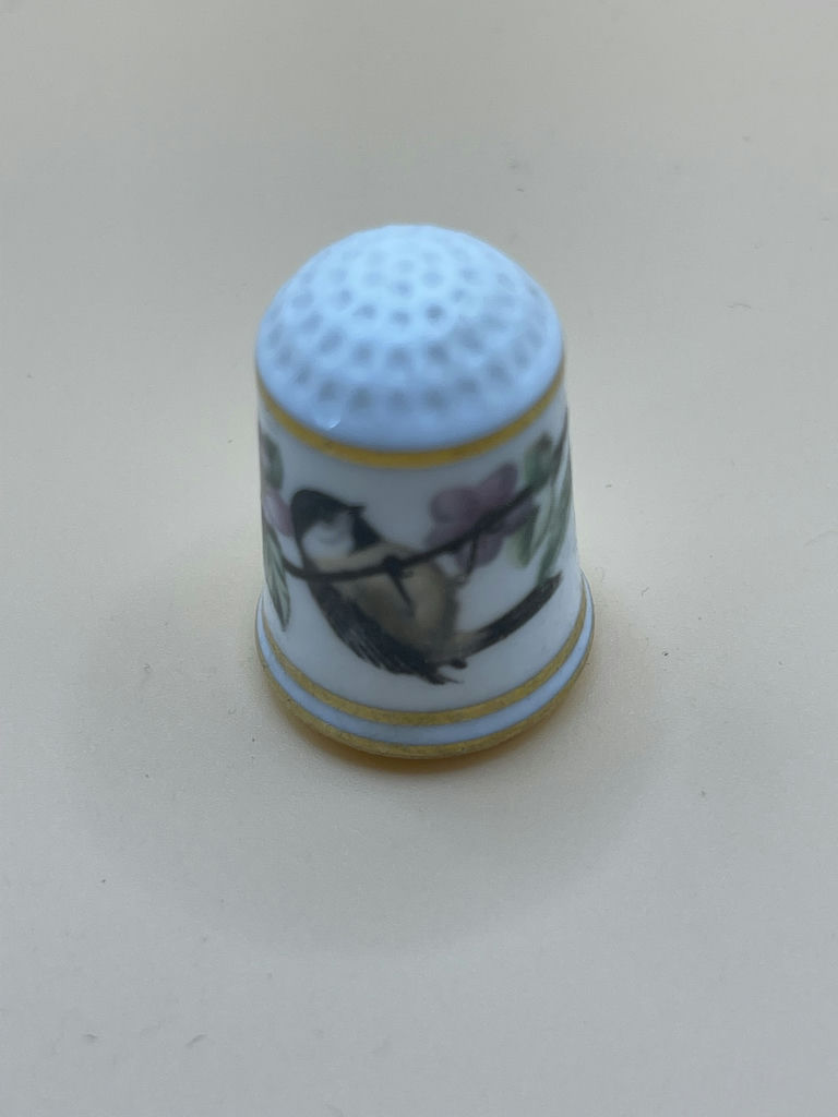Franklin Mint 1979 Full Set Of Bird Thimbles - image 16 of 28