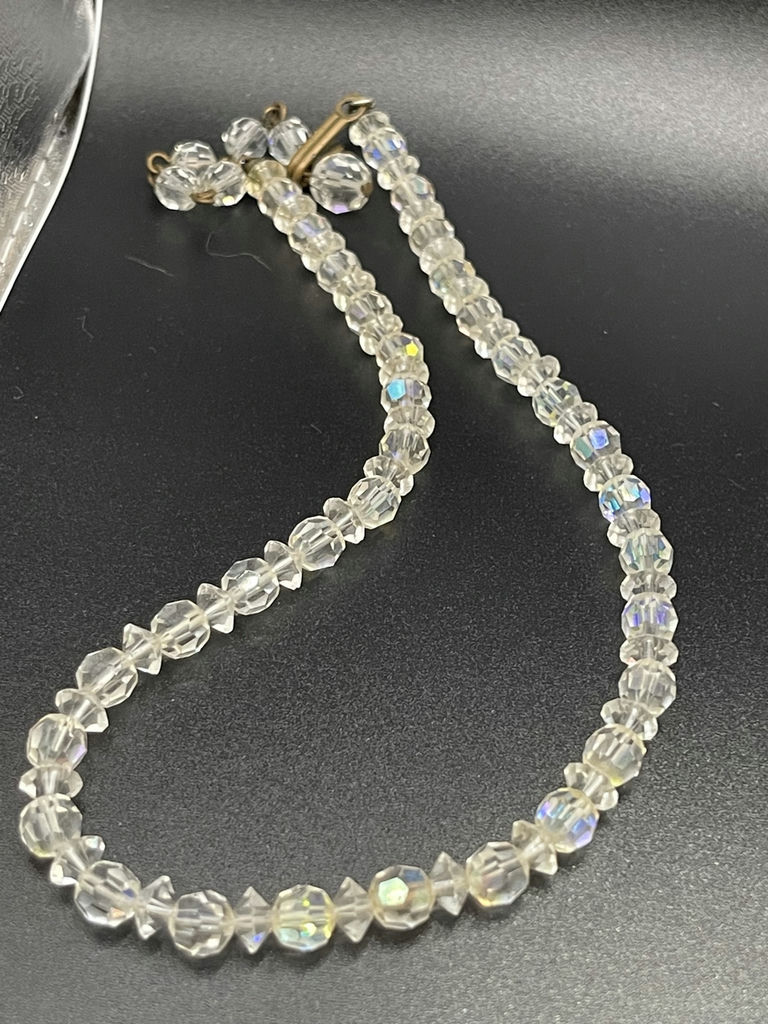 Vintage Clear Necklaces - image 4 of 24