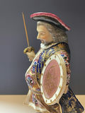 3 Figurines - thumbnail 12 of 21