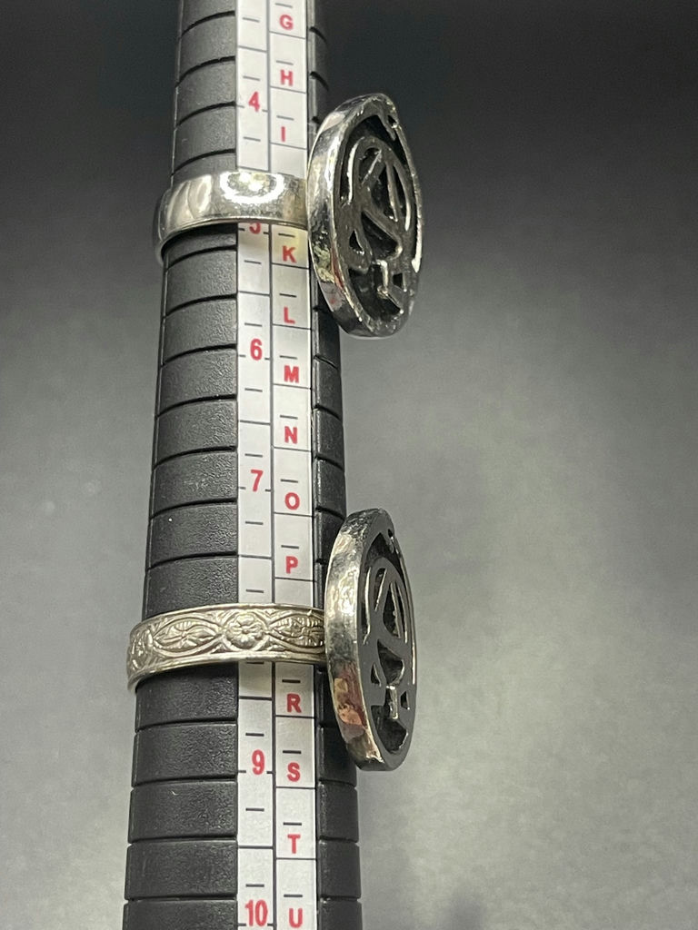 Various Vintage Rings - image 13 of 15
