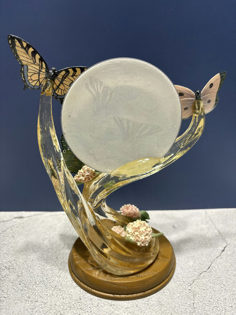 Lena Liu On Gentle Wings Collection Bradley Exchange - image 9 of 17