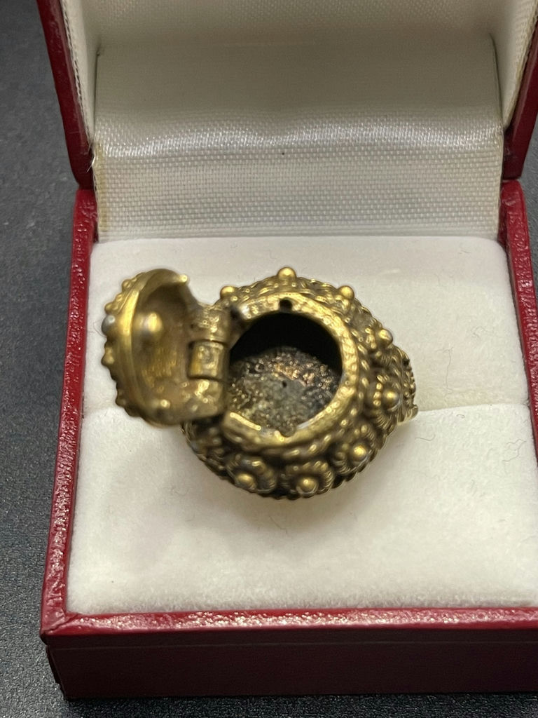 Antique Poisoners Ring - image 2 of 6
