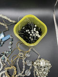 Broken Jewelry Lot - thumbnail 4 of 8