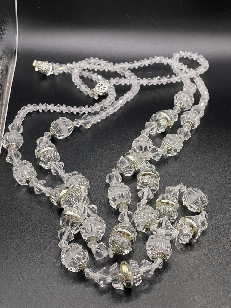 Vintage Clear Necklaces - image 5 of 24