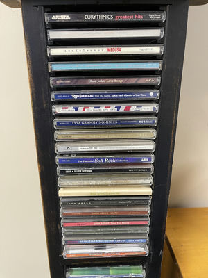CD’s 1 - Image 1 of 7
