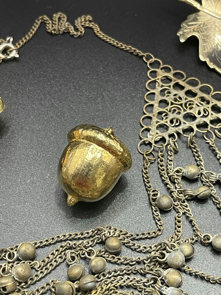 Gold Toned Vintage Pieces - image 8 of 21