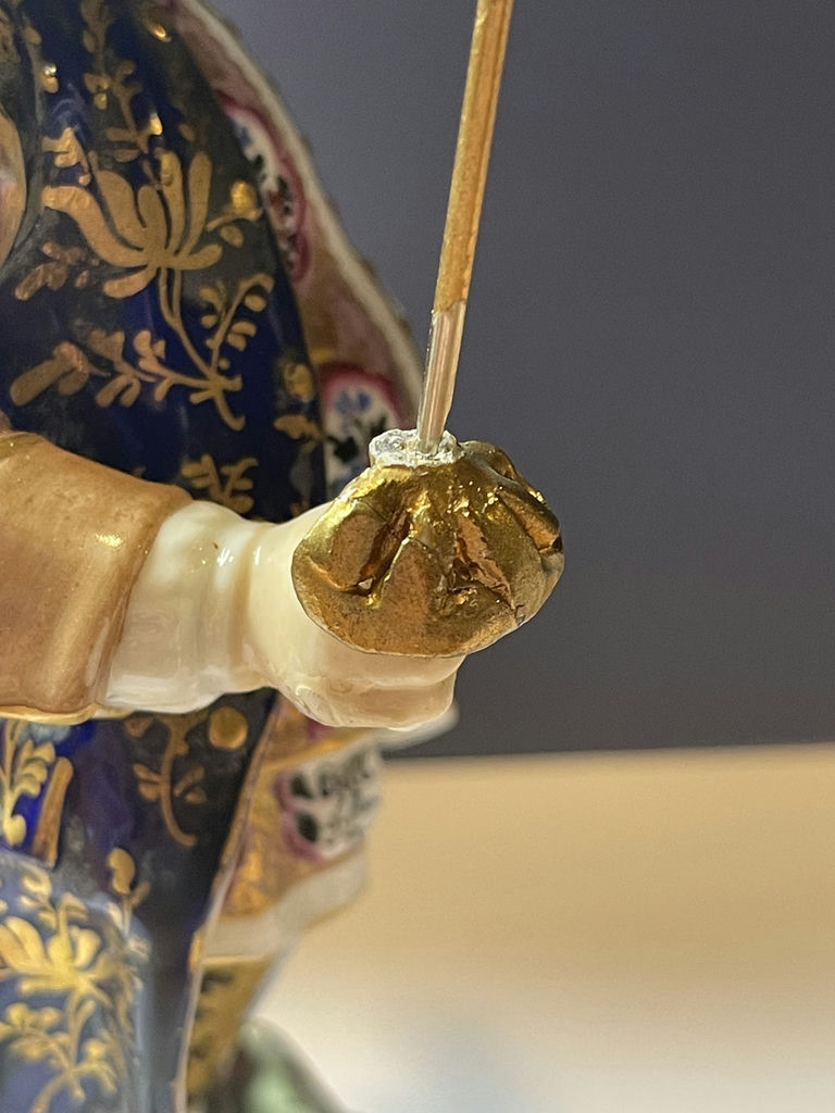 3 Figurines - image 9 of 21