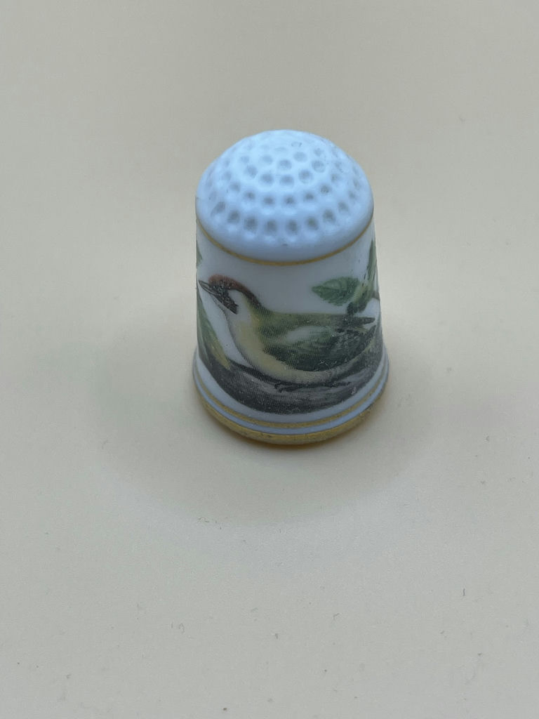 Franklin Mint 1979 Full Set Of Bird Thimbles - image 6 of 28