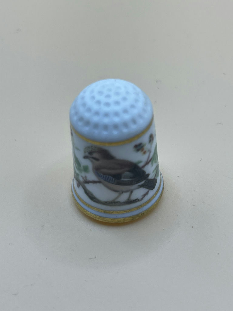 Franklin Mint 1979 Full Set Of Bird Thimbles - image 15 of 28