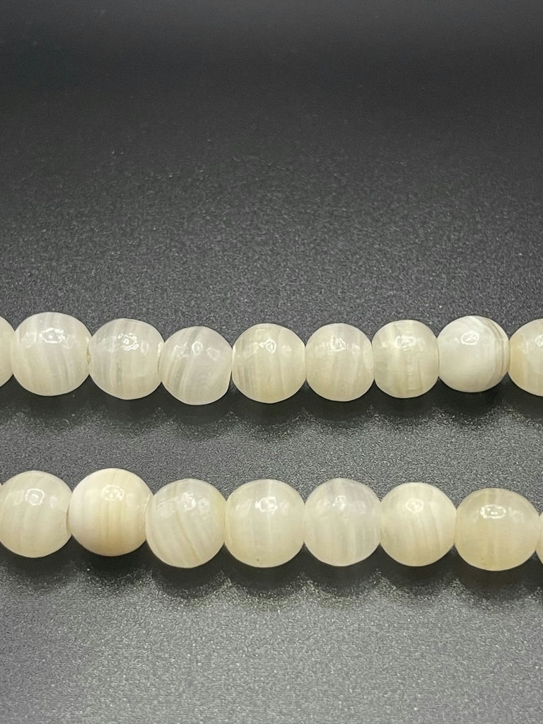 White Agate VIntage Beaded Necklace - image 7 of 12