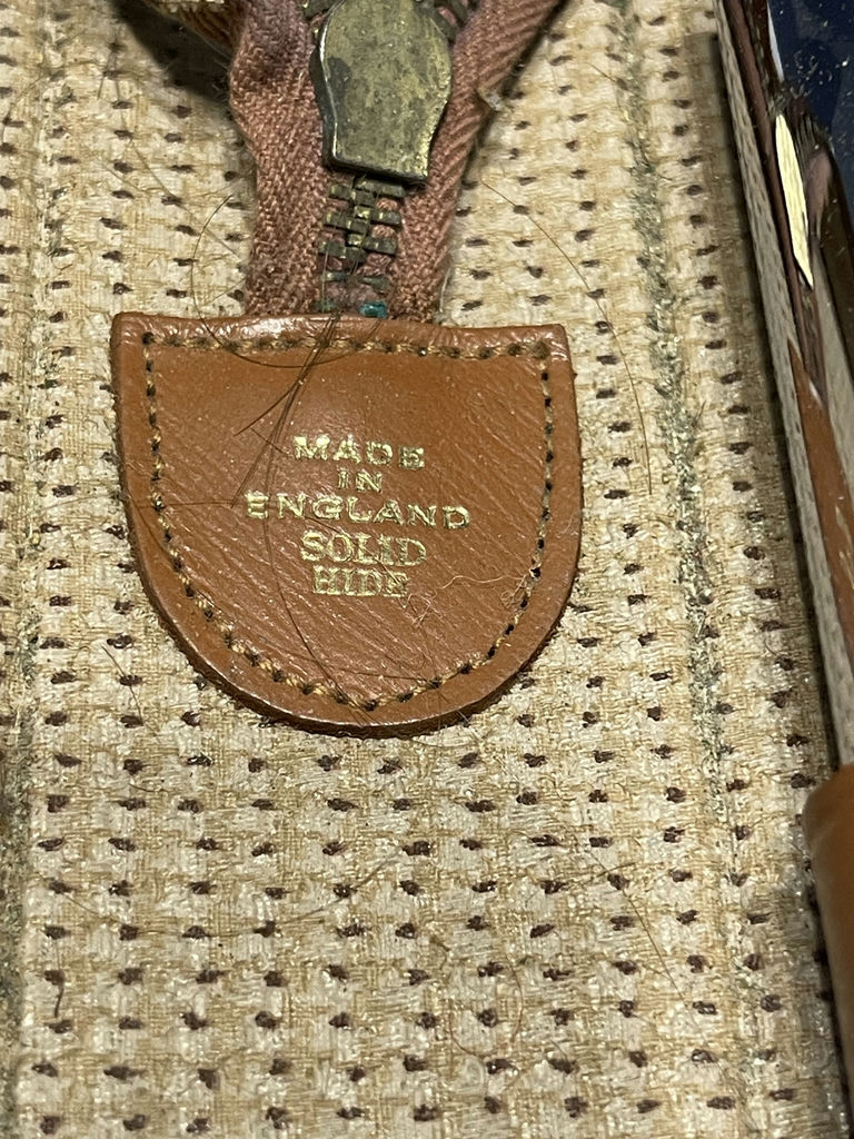 Vintage Men’s Toiletry Kit From England - image 3 of 15