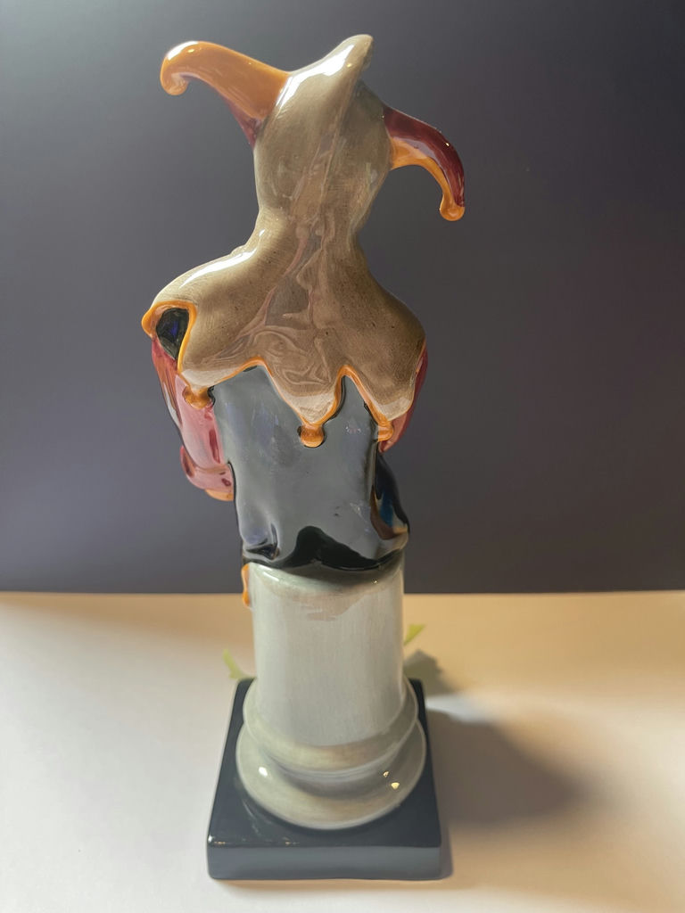 3 Figurines - image 3 of 21