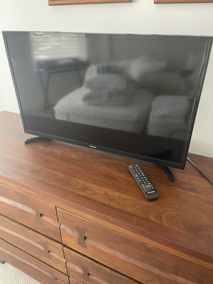 Samsung 33” - Image 1 of 2