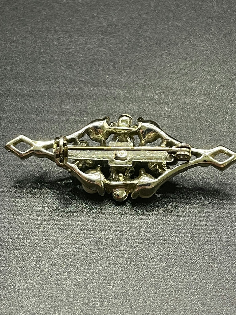 Vintage Brooches - image 11 of 13