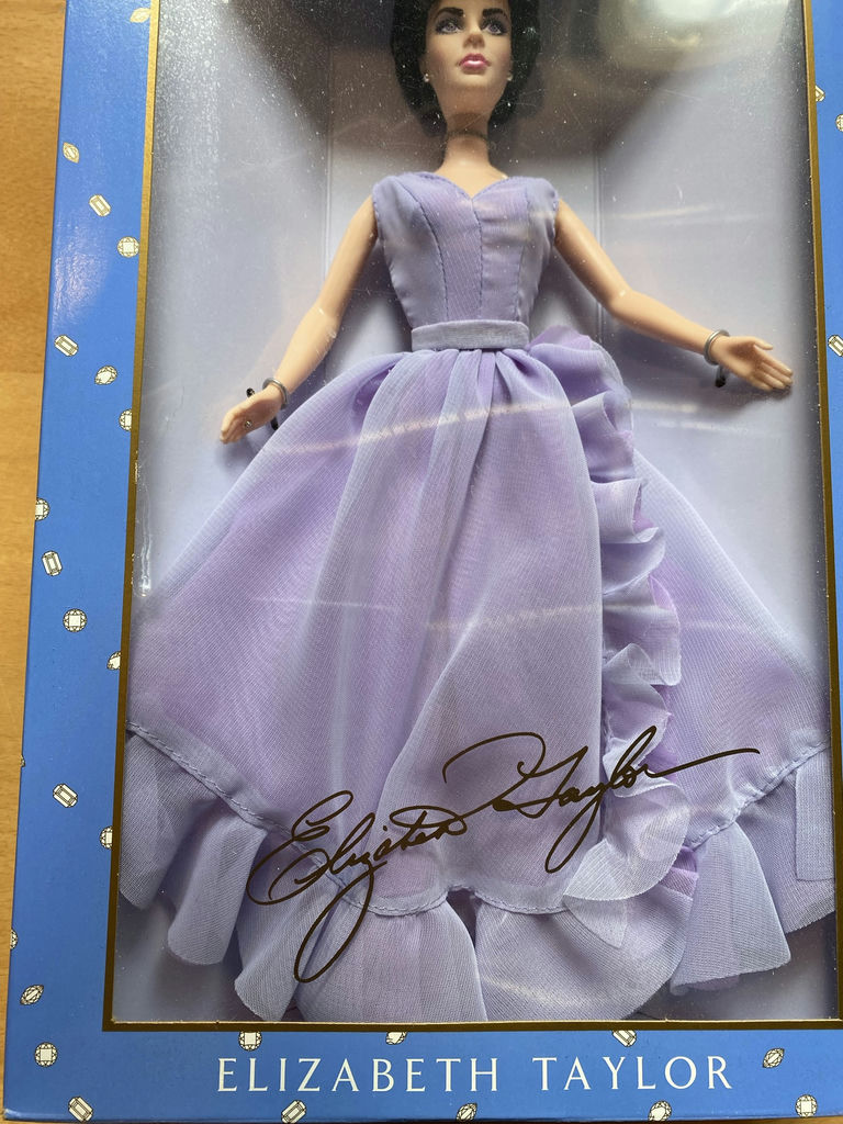 Elizabeth Taylor White Diamonds NIB - image 3 of 4