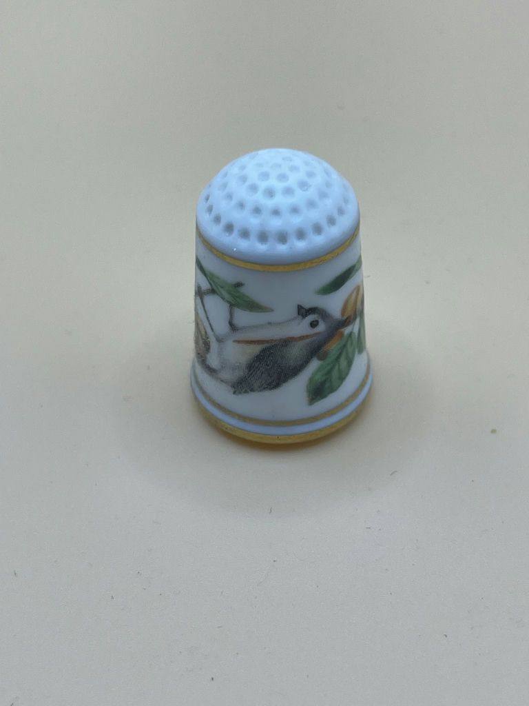 Franklin Mint 1979 Full Set Of Bird Thimbles - image 13 of 28