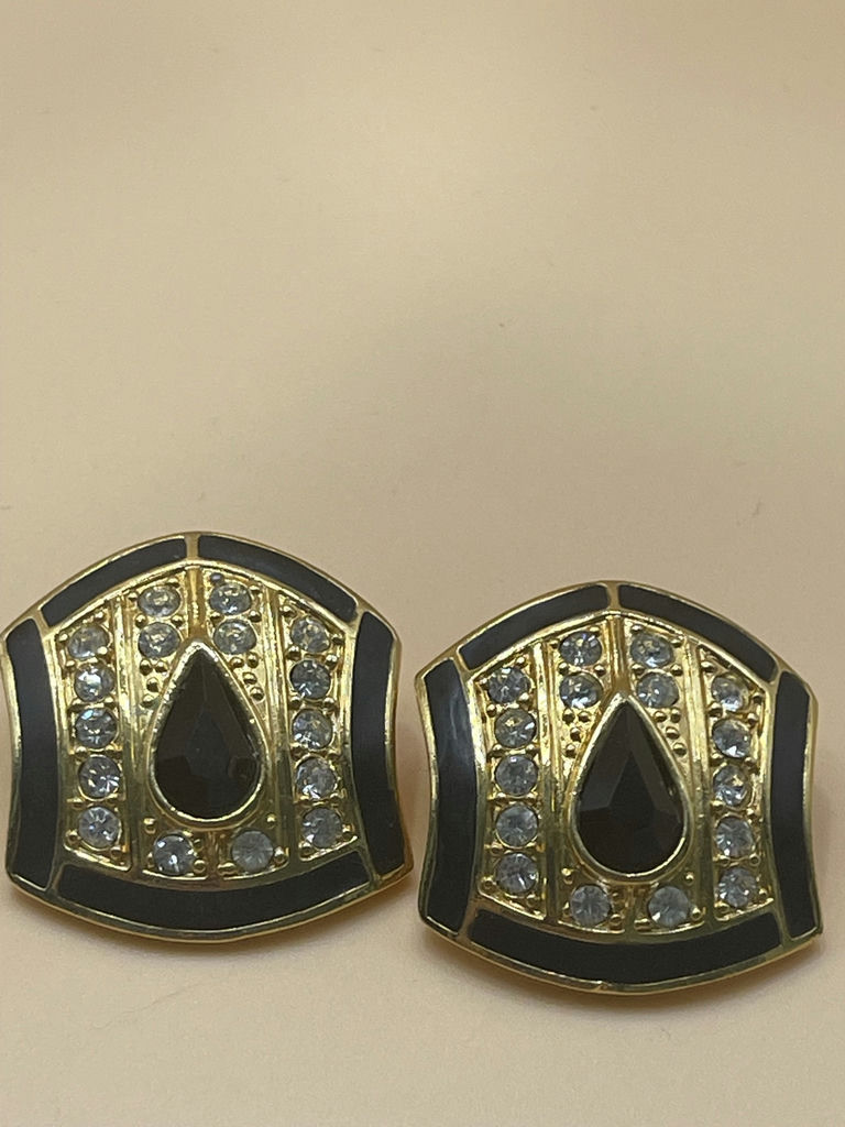 Vintage Black Jewelry - image 9 of 18