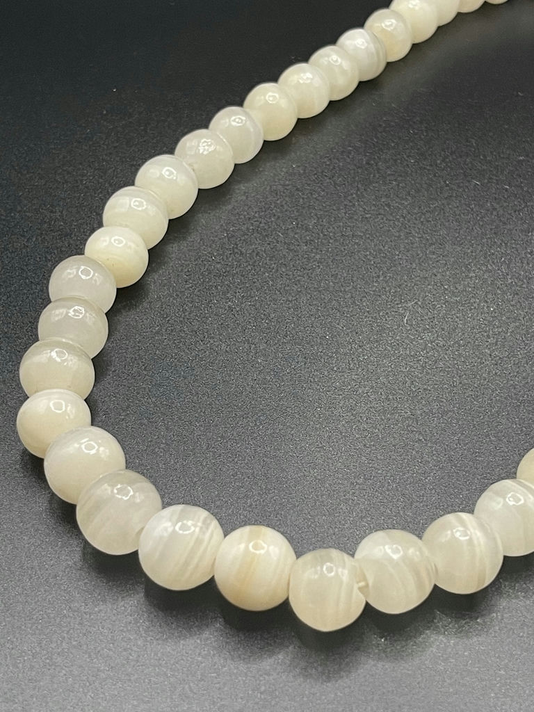 White Agate VIntage Beaded Necklace - image 2 of 12
