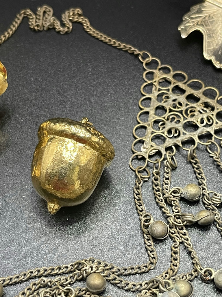 Gold Toned Vintage Pieces - image 10 of 21