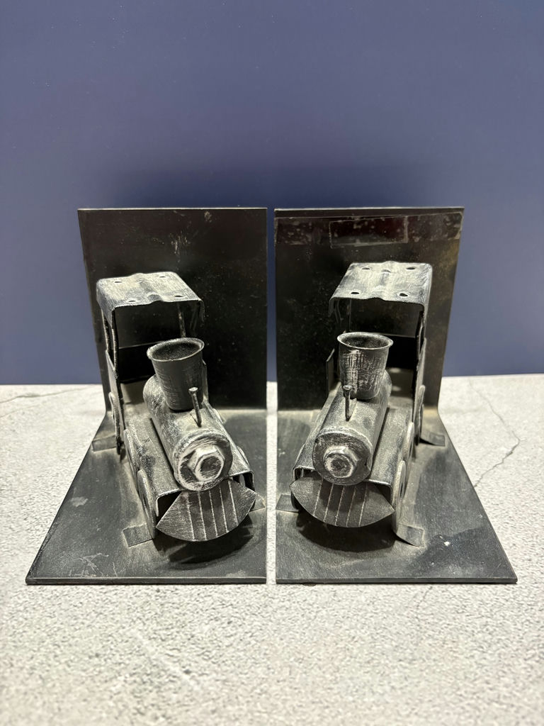 Train Bookends And Metal Train Decor - image 4 of 10