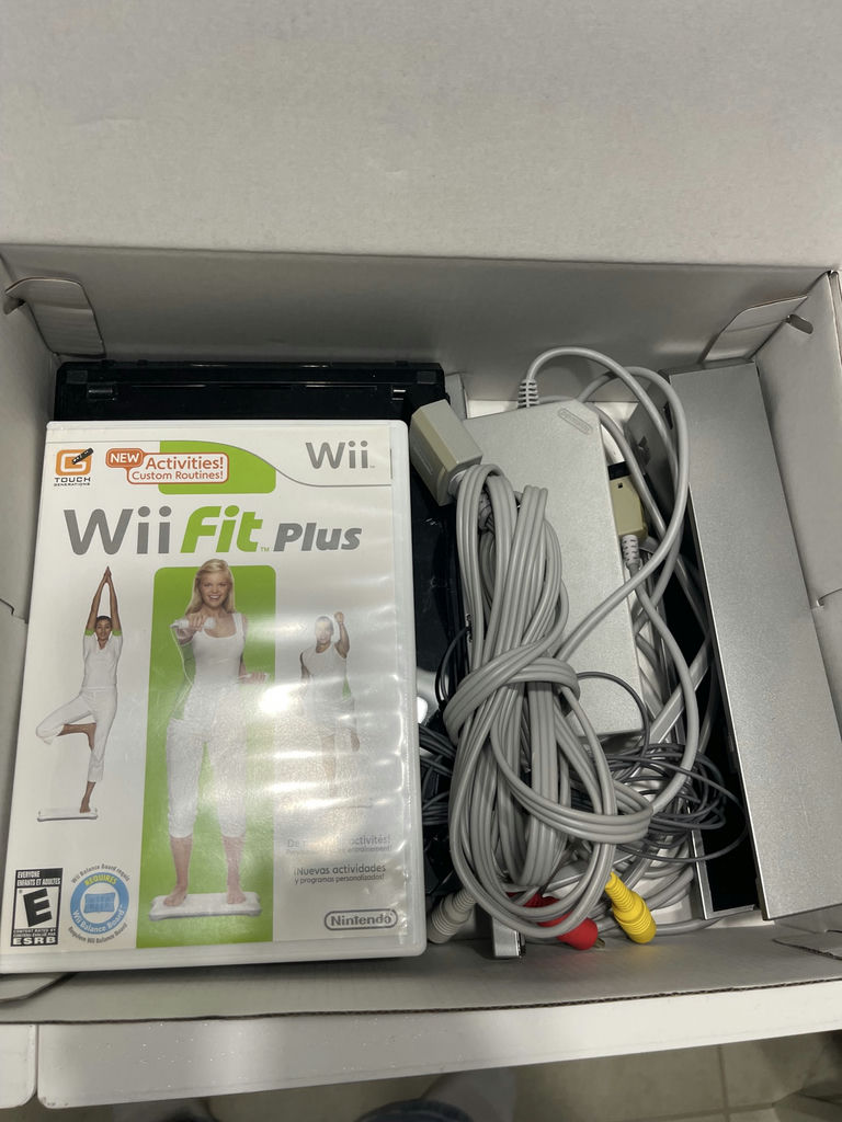 2006 Wii - image 1 of 5