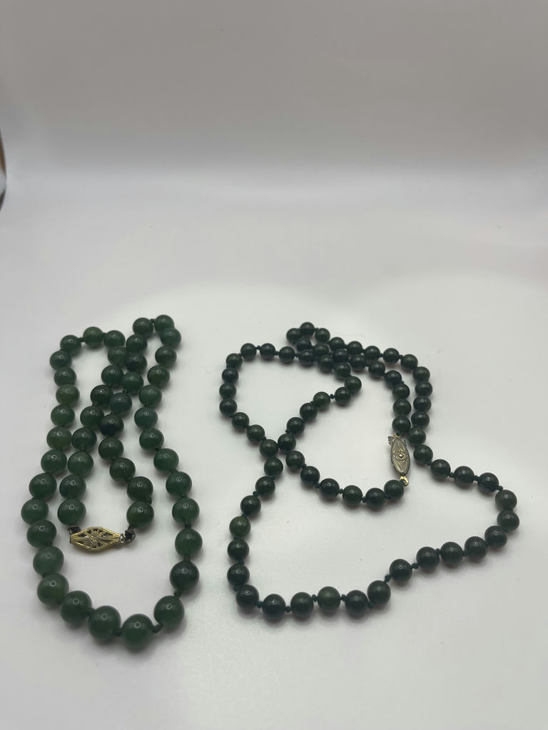 Vintage Jade Necklaces - image 1 of 19