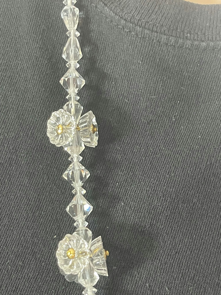 6 Vintage Necklaces - image 20 of 22