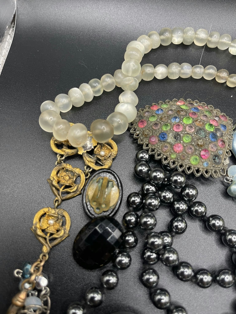 Broken Jewelry Lot - image 8 of 8